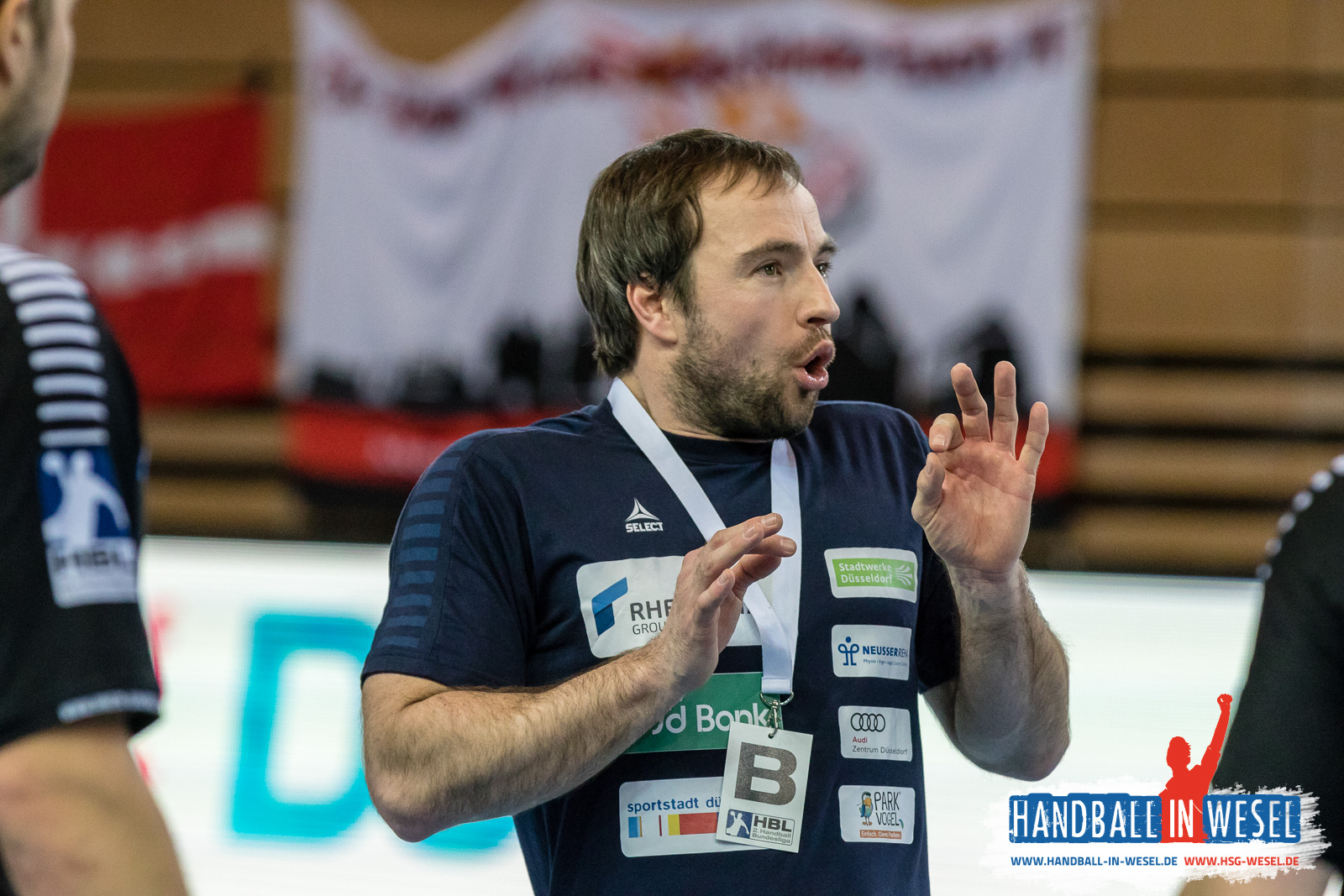 HC Rhein Vikings - TuSEM Essen 32:29 (17:14) / 2.Liga / DKB Hand